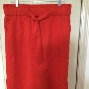 Ann Taylor red skirt sz L excellent condition